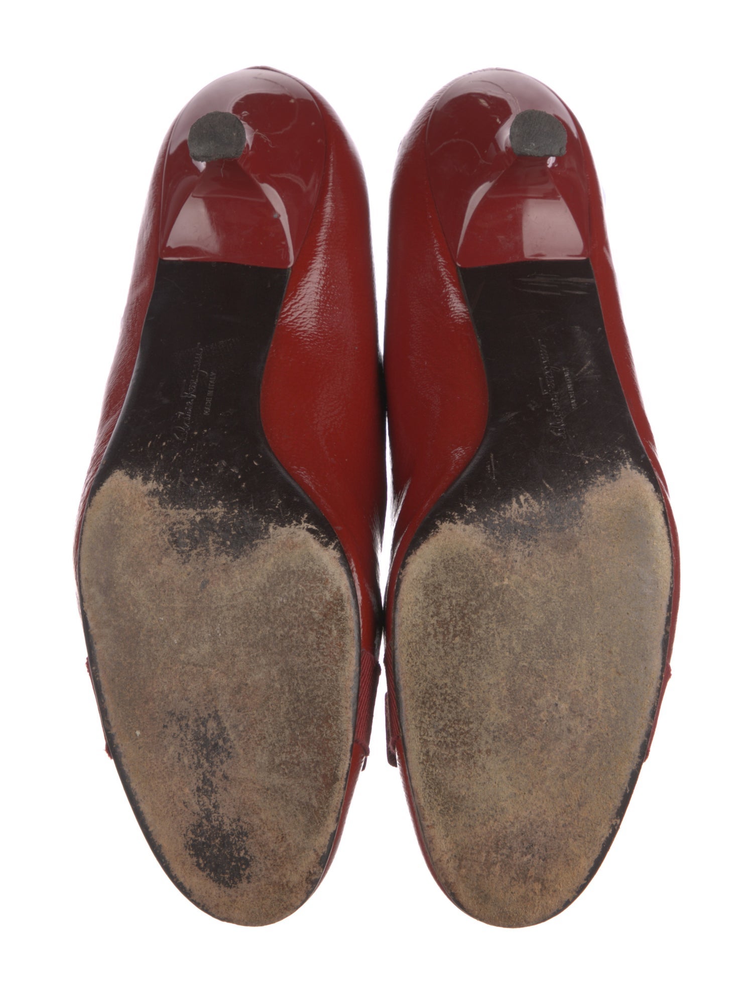 Ferragamo Vara Bow Accent Patent Leather Pumps